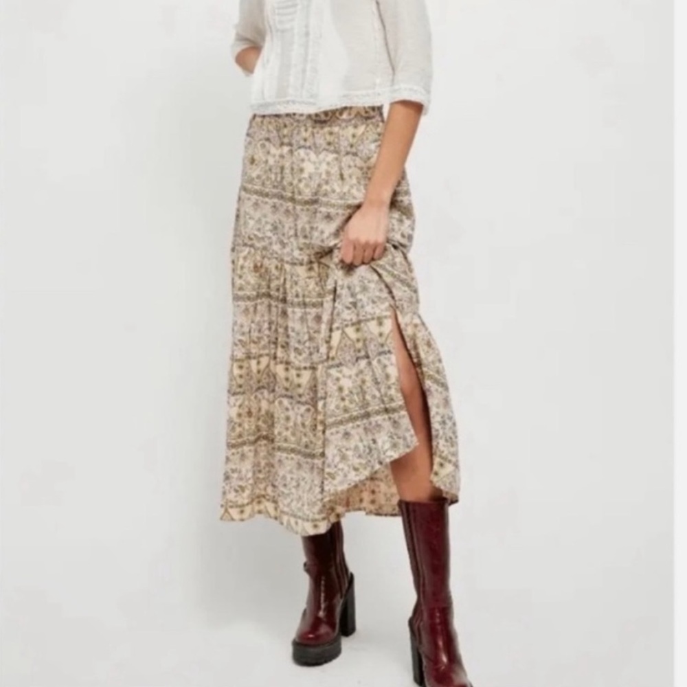 Free People All About The Tiers Skirt, EUC - Picture 3 of 6
